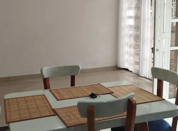 Hermosa Y Acogedora Casa